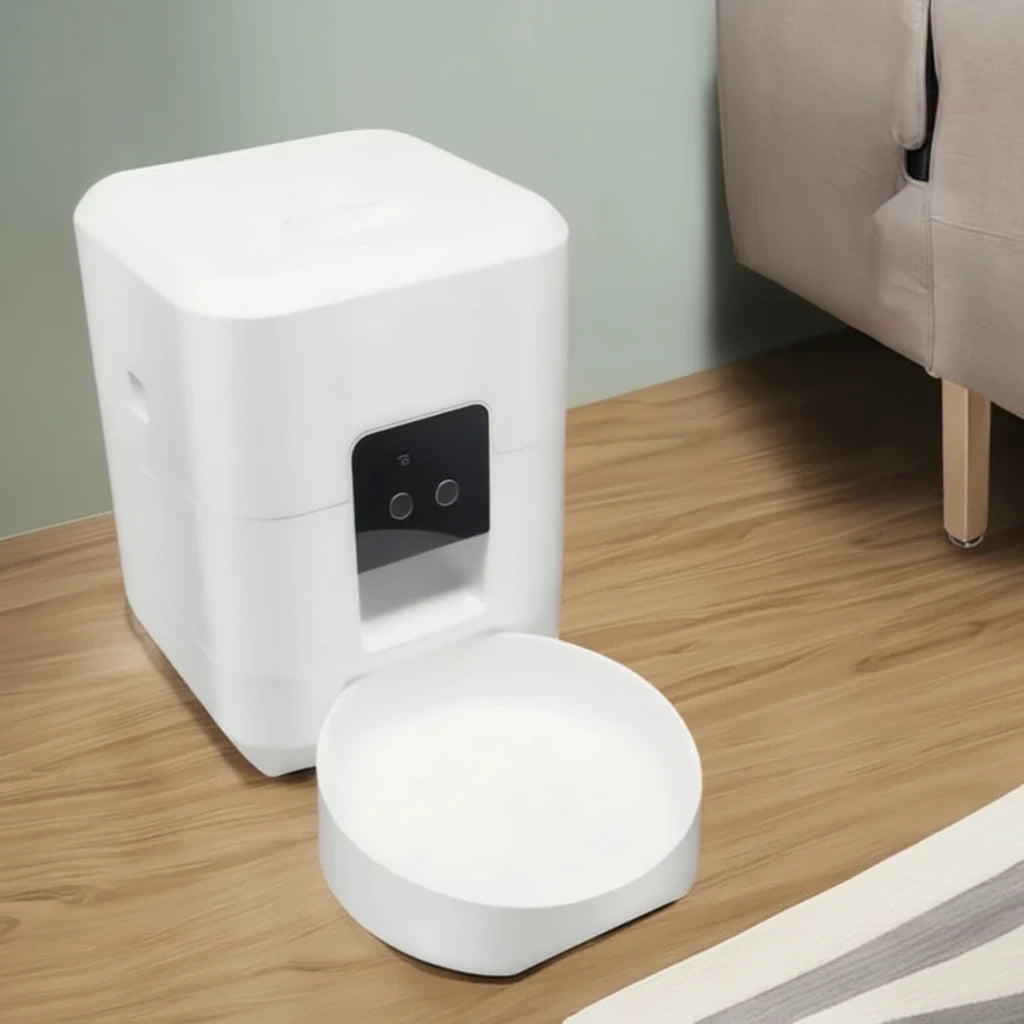 Smart Pet Feeder 2L Automatic Wifi Enabled Dry Food Dispenser for Cat Dog Home Use App Control Pet Supplies Auto Feeding System.